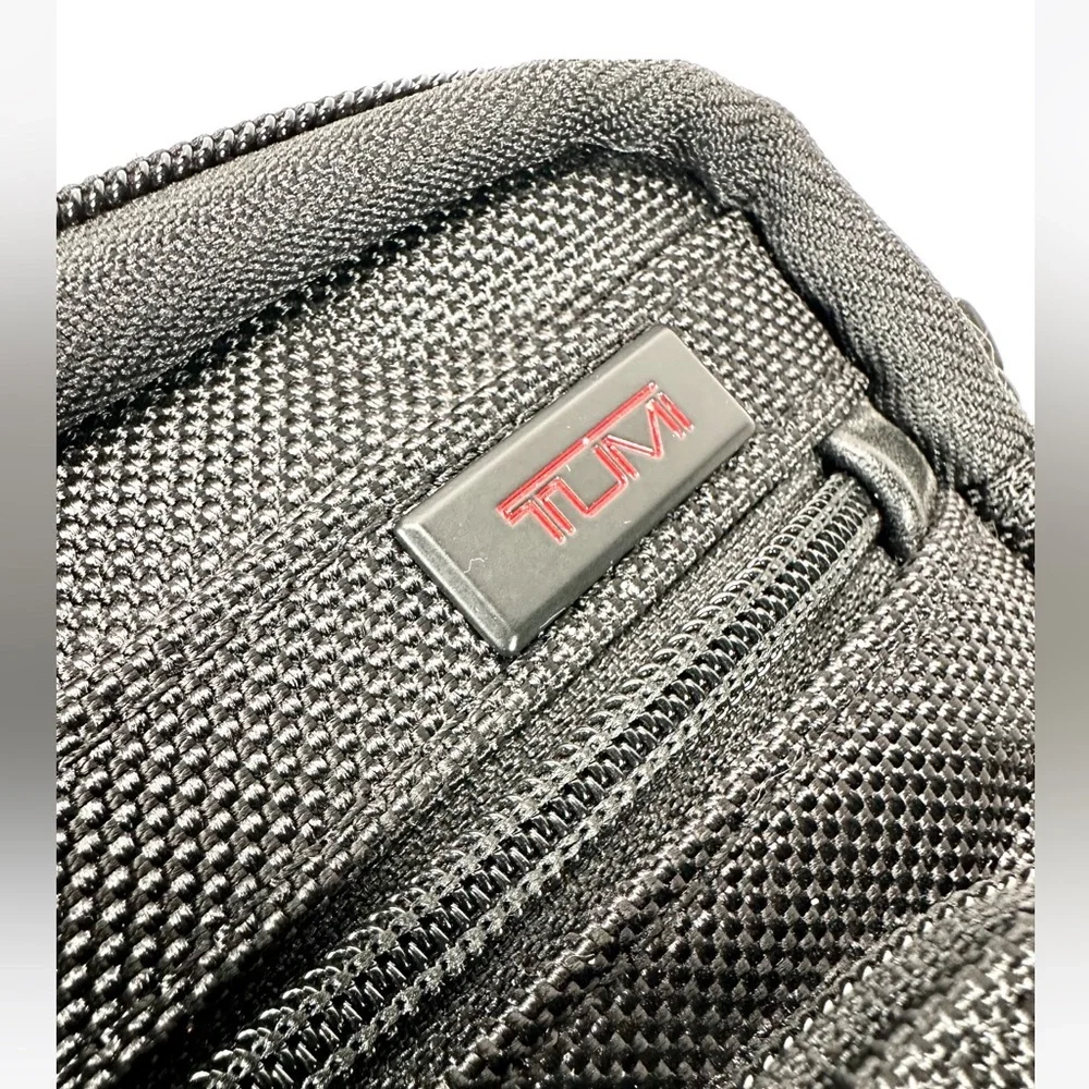 Tumi carrying case